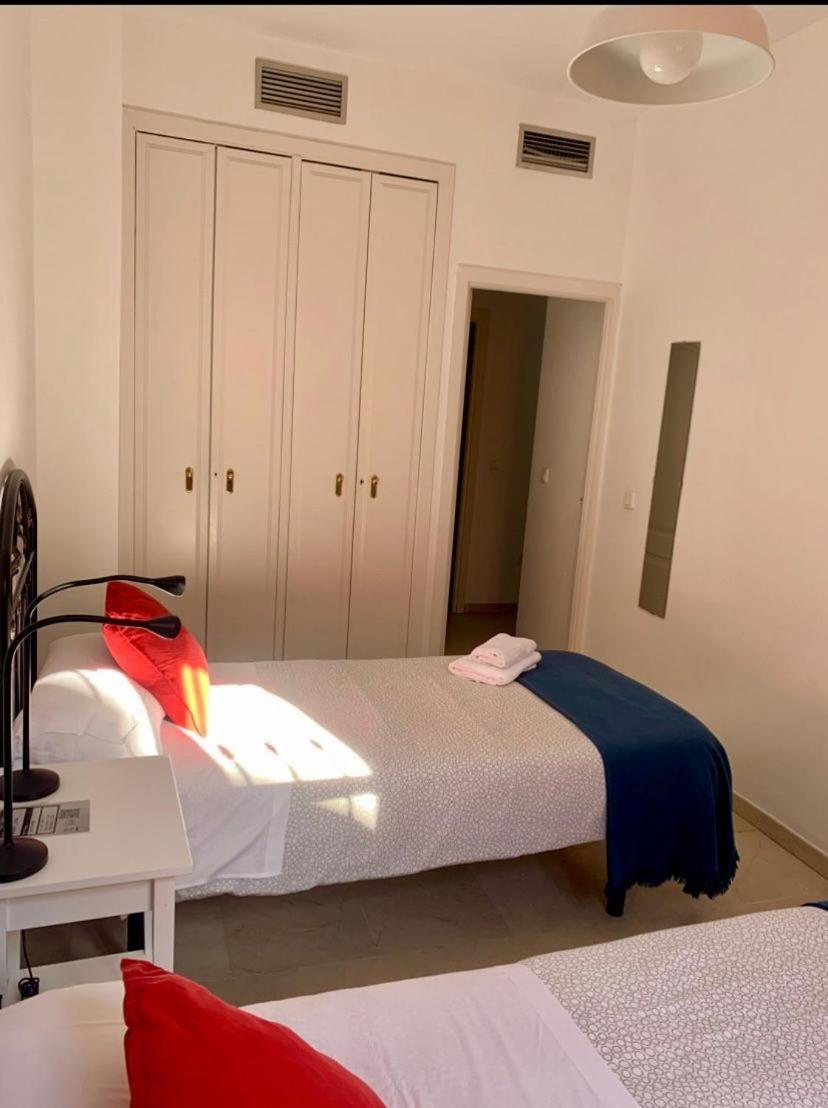 Apartamento Torre De La Plata Σεβίλλη Εξωτερικό φωτογραφία