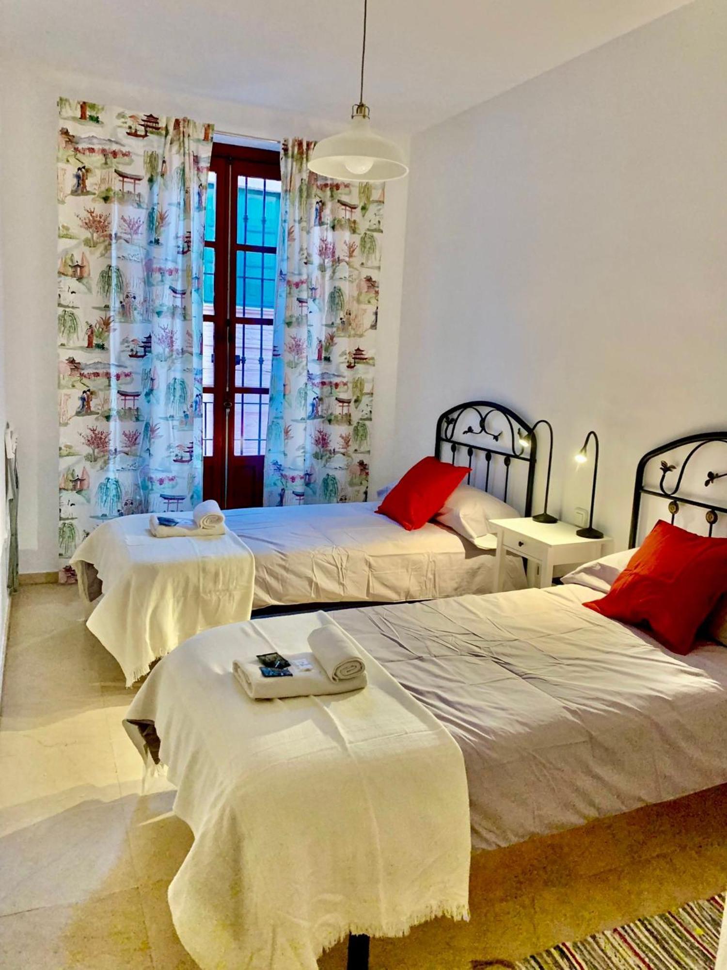 Apartamento Torre De La Plata Σεβίλλη Εξωτερικό φωτογραφία